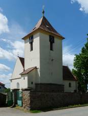 Zizkovo Pole, kostel 01.jpg