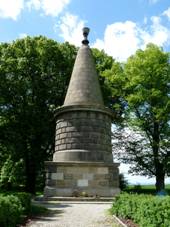 Zizkova mohyla 02.jpg