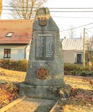 Chlumtn - pomnk padlch.jpg