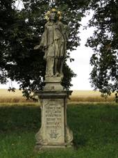 Bezovice, socha svatho Jana Nepomuckho.jpg