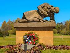 Kameniky pomnk padlch.jpg