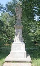 Socha sv. Jana Nepomuckho (krovd).JPG