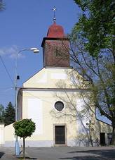 File:Popeln, kostel a obecn ad.jpg