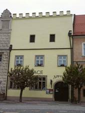 File:Slavonice, nm. Mru 478.JPG