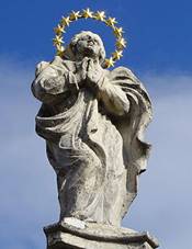 File:eletava - sloup se sochou Panny Marie.JPG