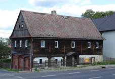 Huntov, dm slo 143.jpg