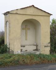 Kaplika u silnice (Bluice, okres Most).jpg