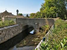 Laho, mostek pes Boulivec.jpg