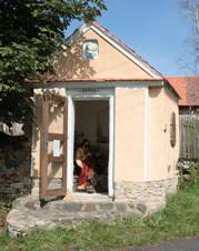 Doln asnice, kaplika (1).jpg