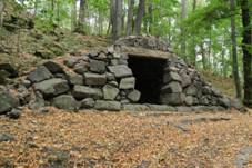 FrÃ½dlant, kÅ™ÃÅ¾ovÃ¡ cesta, poustevna (1).jpg