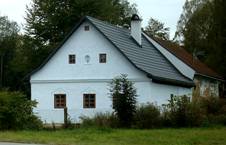 Pozovice, hlavn kiovatka.jpg