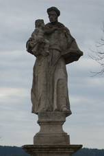 drec, socha sv Antonna 2013.JPG