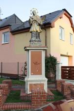 Kravae (OP), socha sv. Jana Nepomuckho (1).JPG