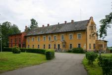 tpnkovice-Albertovec - budova by L.Decky