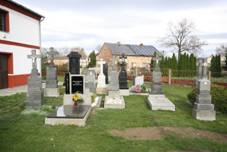 Tebom, hbitov (2).jpg