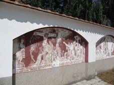 Doln Bojanovice, kostel, ohradn ze.jpg