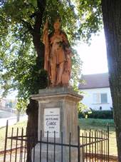 Socha sv. Florina Hlohovec.JPG