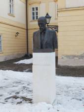 Hodonn, zmek, busta TGM.jpg