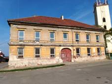 Podivn, bval radnice.jpg