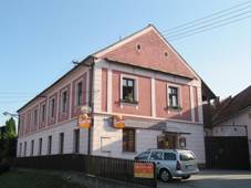 Vizovice, bar Frigo.jpg