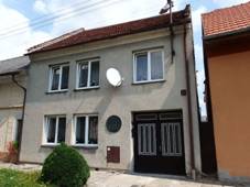 Vechovice, rodn dm B. Fuchse.JPG