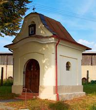 http://upload.wikimedia.org/wikipedia/commons/2/25/20090830-1727-kaple-sv-jana-nepomuckeho-76.jpg