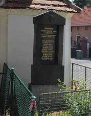 192 Bavoryn nmst pomnk.jpg