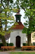 Kaplika, U Kapliky, Hlsn Teba, okr. Beroun, Stedoesk kraj 01.jpg