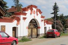 393 Hlsn Teba vstup do domku U kapliky JV.jpg