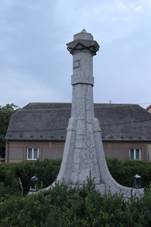 063 Korno u kapliky pomnk.jpg