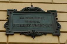 19.Pamtn deska V. B. Tebzskho na bval fae.JPG