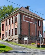 Mal Vska, municipal office.jpg