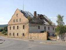 B›lÃ¡ nad Radbuzou - zÃ¡mek.jpg