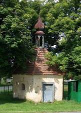 Kaple v ernovicch (Q66055335).jpg