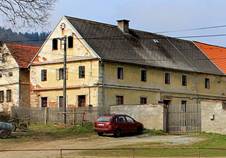 Vidice, Libosvry, common pond.jpg