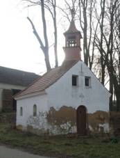 Kaple v Mrchojedech (Q66056365).jpg