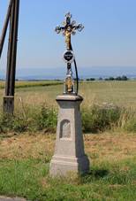 Road No 193, wayside cross.jpg