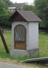 Kaplika v Temenm (Q66055752).jpg