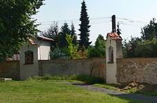 Kel, kov cesta u kostela sv. Petra a Pavla.JPG