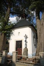 Chapel in Lhotka, Humpolec, Pelhimov District.jpg
