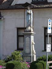 Psnotice - socha Panny Marie.jpg