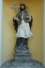 Sobotovice - socha sv. Jana Nepomuckho z 18. stolet.jpg