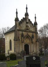 Rnovice - hbitov (3).JPG