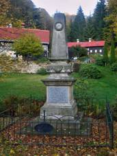 Doln� Sv�tl� pomn�k 1.jpg