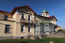 Knihovna a kino v Ndran ulici (bval Latzelova vila)