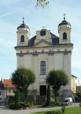 Batelov - kostel sv. Petra a Pavla.jpg