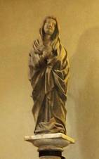 Jihlava, radnice, socha Panny Marie.jpg