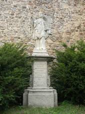 Jihlava_-_socha_sv.JN_u_kostela_sv._Jakuba_Vtho_01.jpg