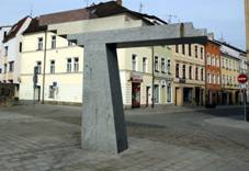 Sculpture in Vn street in Jihlva in 2014.JPG