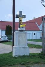 Wayside cross in Svatoslav, Luka nad Jihlavou, Jihlava District.JPG